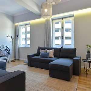 Appartement à 4 Chambres à Coucher
