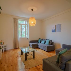 Appartement à 4 Chambres à Coucher