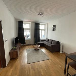 Appartement à 2 Chambres à Coucher