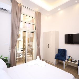 Aphrodite Boutique Hotel