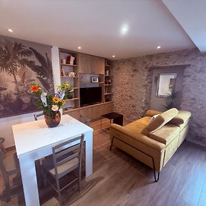 Appartement à 2 Chambres à Coucher