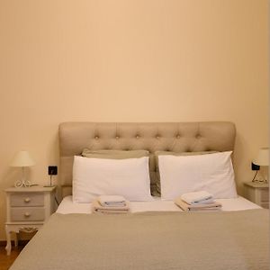 Thiseio Home
