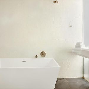 Suite Spacieuse Lit Queen-Size