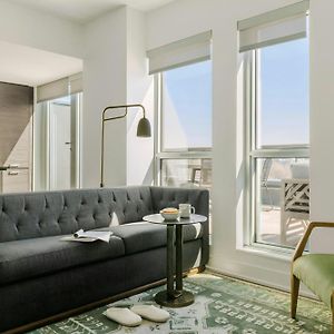 Sonder By Marriott Bonvoy Artesa Apartments West Queen West