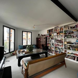 Un Appartement Typique Parisien / A Typical Parisian Apartment