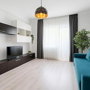 Green Central Old Town Apartment
