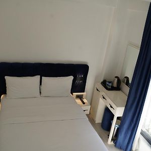 Chambre Budgétée Lit King-Size