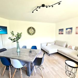 Appartement à 3 Chambres à Coucher