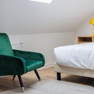 Appartement à 3 Chambres à Coucher