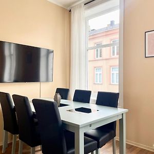Appartement à 3 Chambres à Coucher