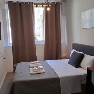 Aiolou Street Rooms & Apartments#