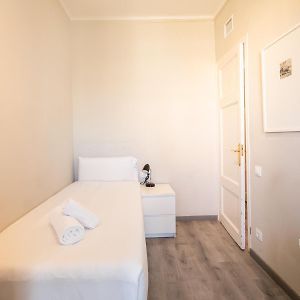 Appartement à 3 Chambres à Coucher