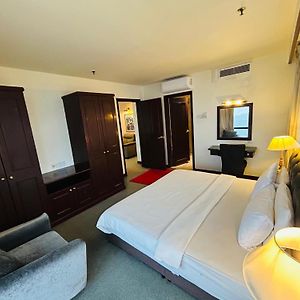 Appartement à 2 Chambres à Coucher