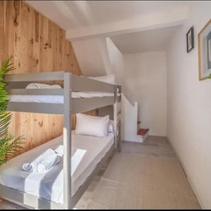 Appartement à 3 Chambres à Coucher