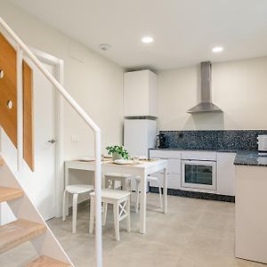Appartement de Luxe à 2 Chambres à Coucher