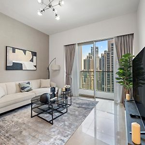 Appartement à 2 Chambres à Coucher