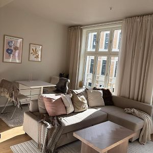 Appartement à 2 Chambres à Coucher