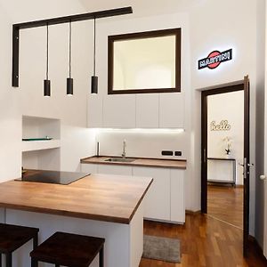 Appartement à 2 Chambres à Coucher