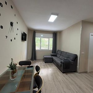Appartement à 3 Chambres à Coucher