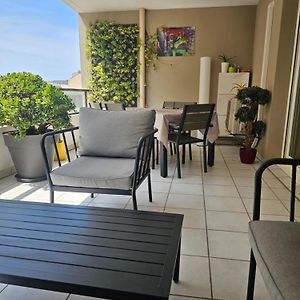 Appartement à 2 Chambres à Coucher