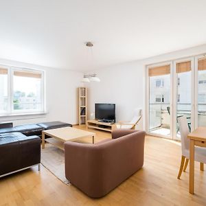 Appartement à 3 Chambres à Coucher
