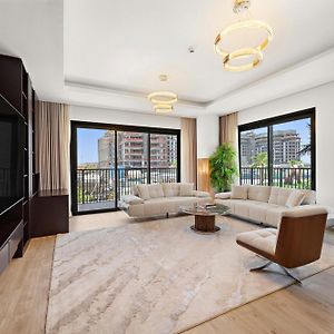 Appartement à 3 Chambres à Coucher