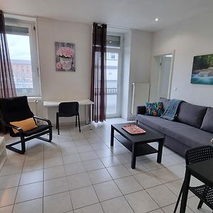 Appartement à 2 Chambres à Coucher