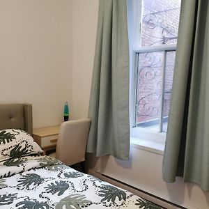 Appartement à 3 Chambres à Coucher