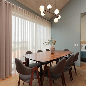 Appartement à 3 Chambres à Coucher