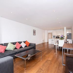 Central 2 Bed Maissonette