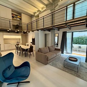 Luxury House In Milano Pietrasanta 130 Mq
