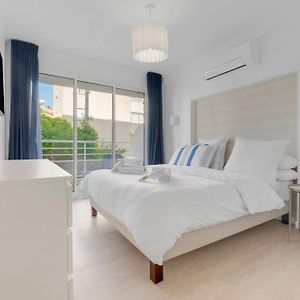 Appartement à 2 Chambres à Coucher