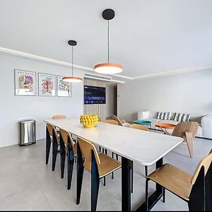 Appartement à 3 Chambres à Coucher
