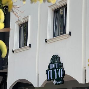 Hotel Tuyo