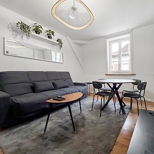 Appartement à 2 Chambres à Coucher