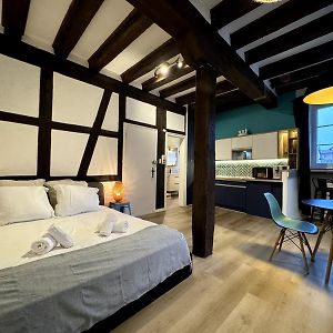 Appartement à 2 Chambres à Coucher