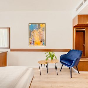Hotel Antares
