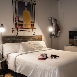 Room00 Ventura Hostel