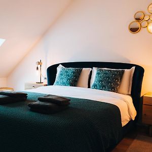 Appartement à 2 Chambres à Coucher
