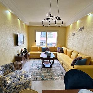 Appartement à 2 Chambres à Coucher