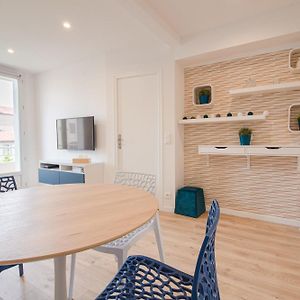 Appartement à 2 Chambres à Coucher