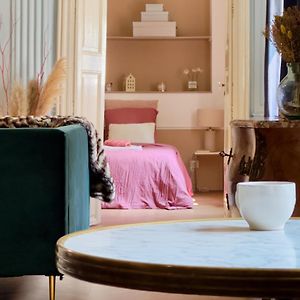Appartement à 2 Chambres à Coucher