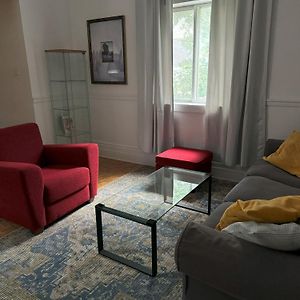 Appartement à 3 Chambres à Coucher