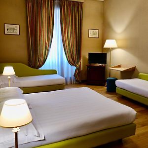 Hotel Oceania