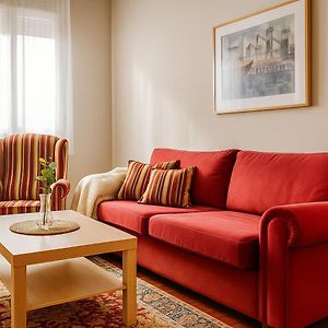 Appartement à 2 Chambres à Coucher