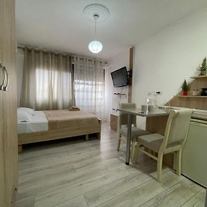 Piazza Downtown Cozy Studio