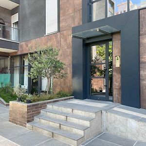 Bonbon 2 - Quiet Central Studio