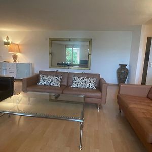 Appartement à 3 Chambres à Coucher