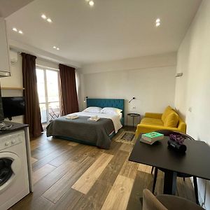 Boutique Central Studio Apartments