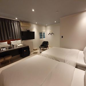 Hotel Wo Yongsan Station